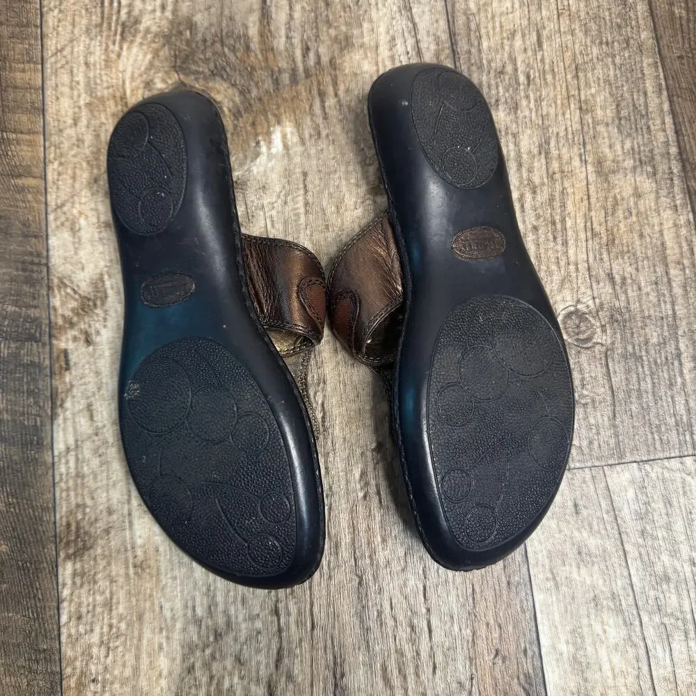 Born Leather Sandals Brown Thong Buckle Comfort Boho Womens 8 Summer Bronze